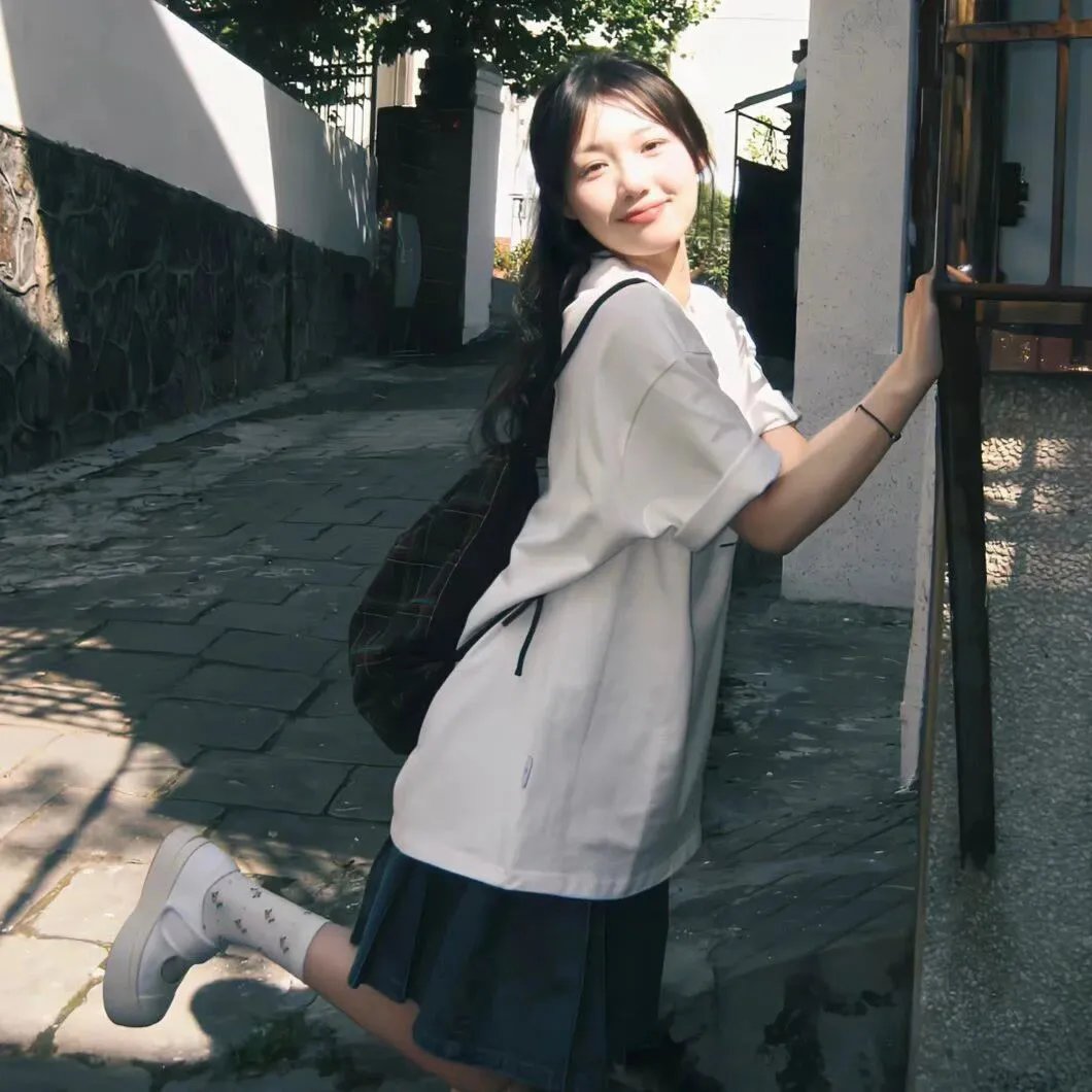 雪国少女 海报